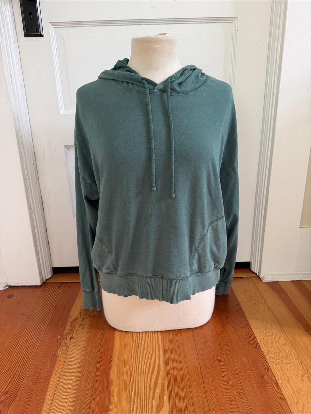 Gap Long Sleeve Hooded Tee Shirt Large